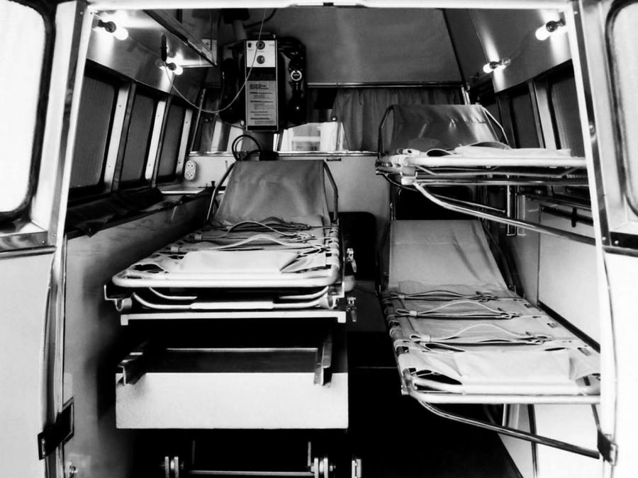  Fiat 238 Ambulance 1968 года  (фото 2 из 2)